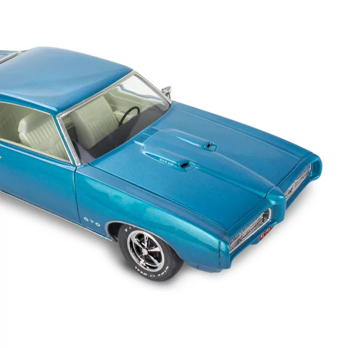 Revell 1/24 1969 Pontiac GTO Car Model Kit