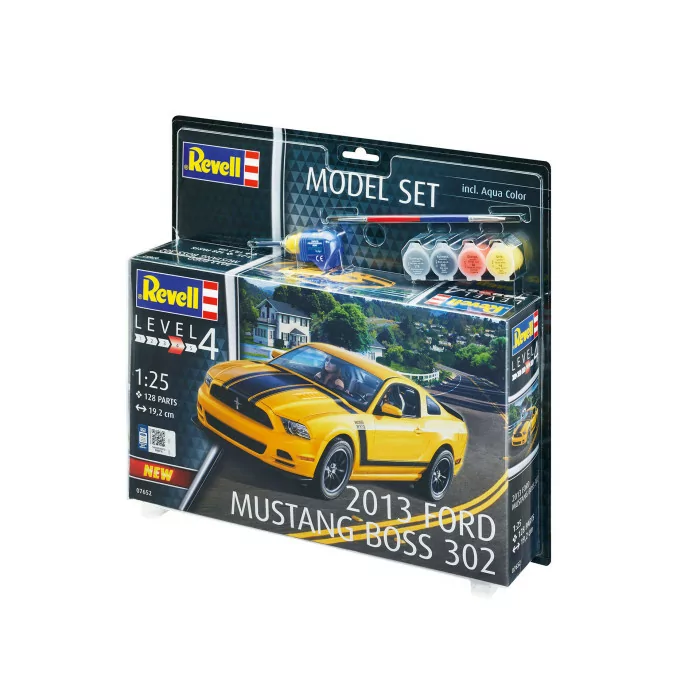 Revell 1/25 2013 Mustang Boss 302 Car Model Kit