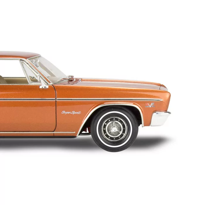 Revell 1/25 '66 Chevy Impala SS 396 2N1 Car Model Kit