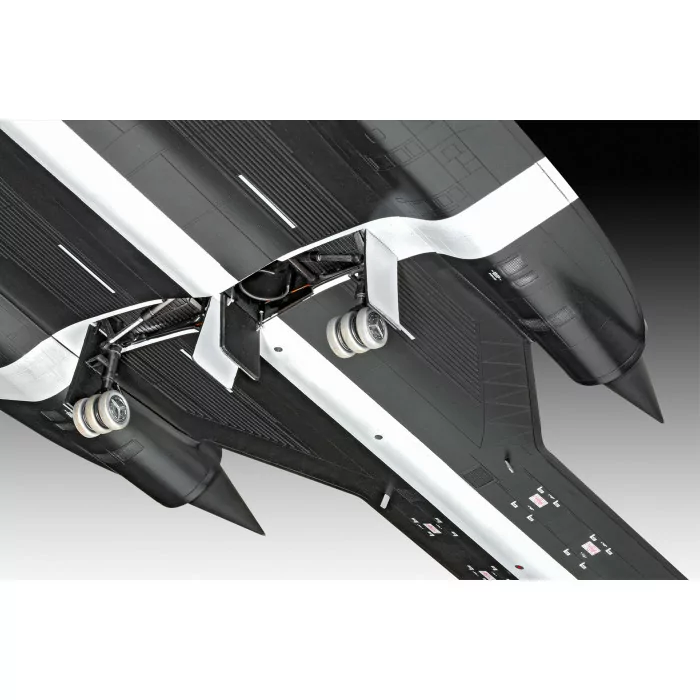 Revell 1/48 SR-71 Blackbird Aircraft Model Kit