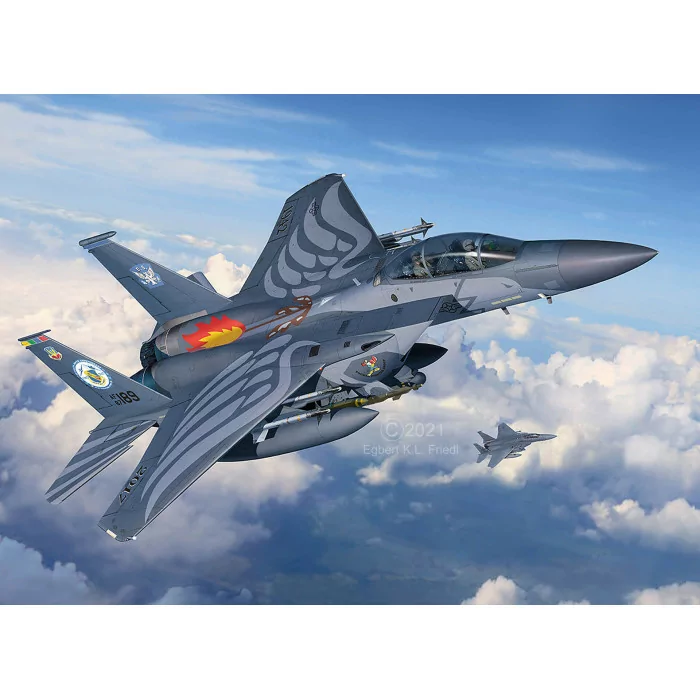 Revell 1/72 F-15e Strike Eagle Airplane Model Kit