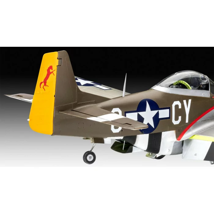 Revell 1/32 P-51d-na Mustang Airplane Model Kit
