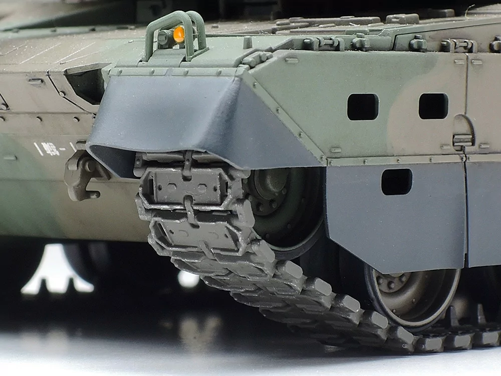 Tamiya JGSDF Type 10 Tank TAM32588_5
