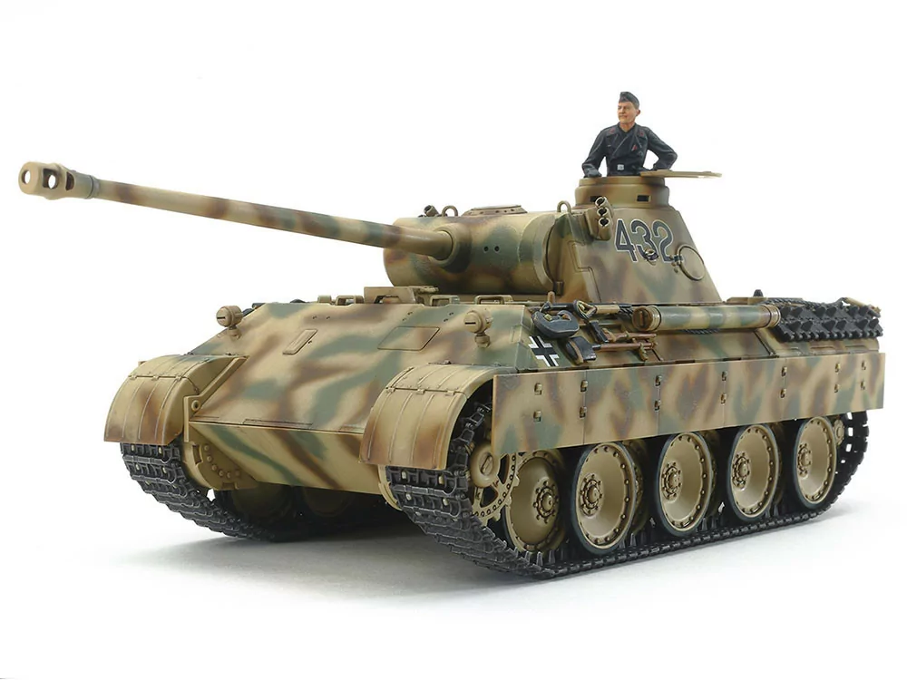 Tamia 1/48 German Tank Panther AUSF.D TAM32597_1