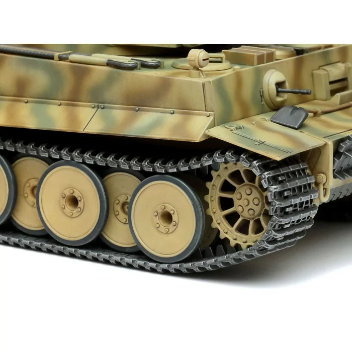 Tamiya 1/48 German Tiger I Early Production Tank Model Kit