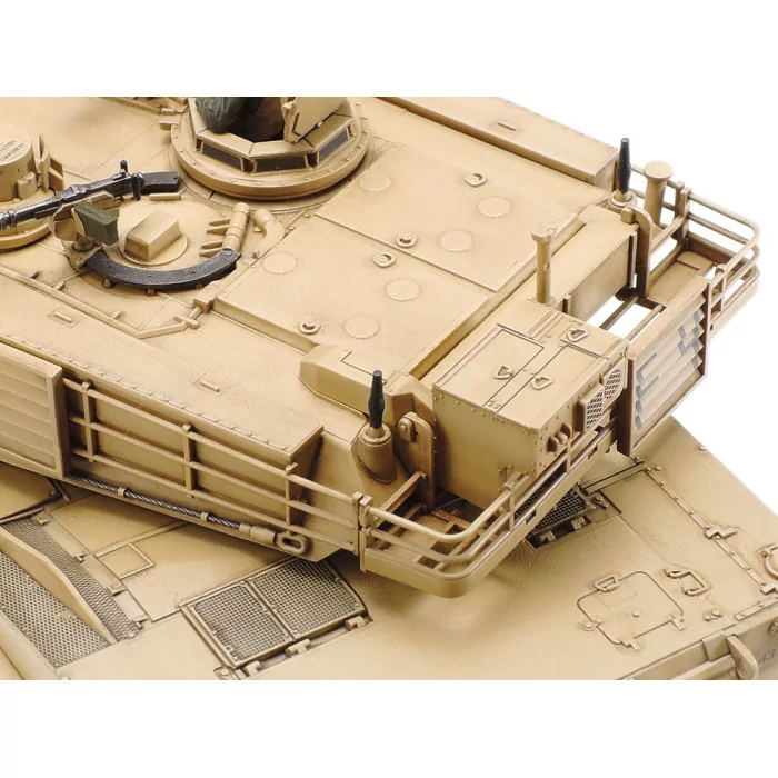 Tamiya 1/35 MiA1 Abrams Tank Model Kit