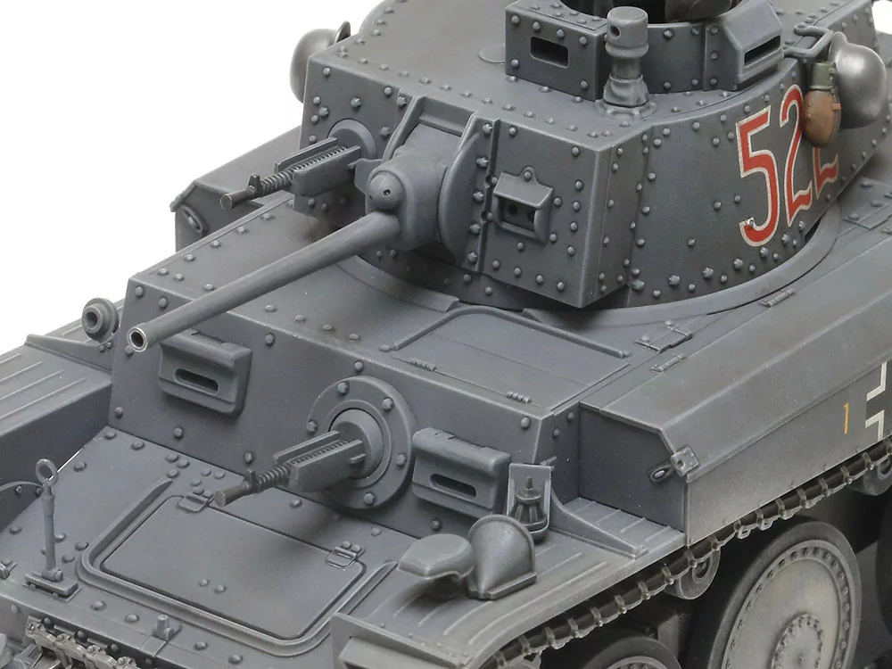 Tamiya 1/35 German Lt Tank Panzerkampfwagen 38t Ausf E/F TAM35369_4