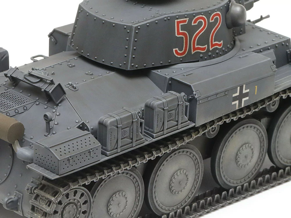 Tamiya 1/35 German Lt Tank Panzerkampfwagen 38t Ausf E/F TAM35369_7