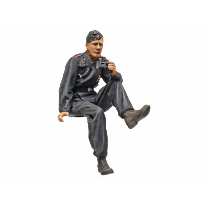 Tamiya 1/35 German Lt Tank Panzerkampfwagen 38t Ausf E/F Model Kit