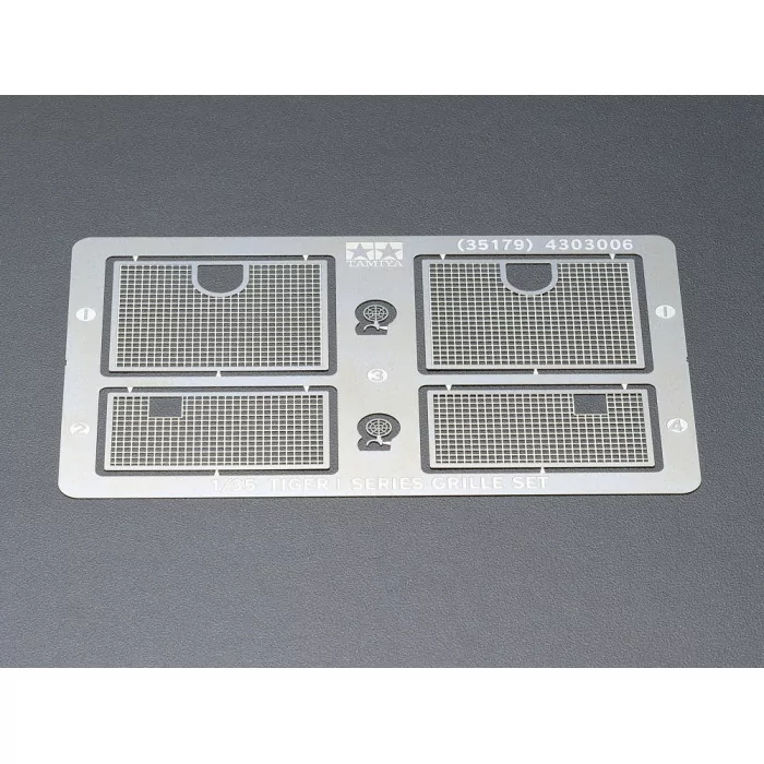 Tamiya 1/35 German Heavy Tiger I Late Ver Tank Model Kit