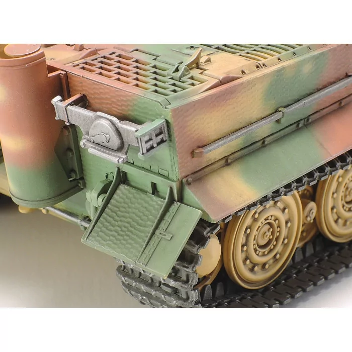 Tamiya 1/48 Sturmtiger 38CM Mortar Tank Model Kit