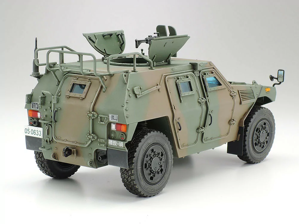 Tamiya 1/35 Japan Ground Self Defense Force Light Armored Vehicle TAM35368_3
