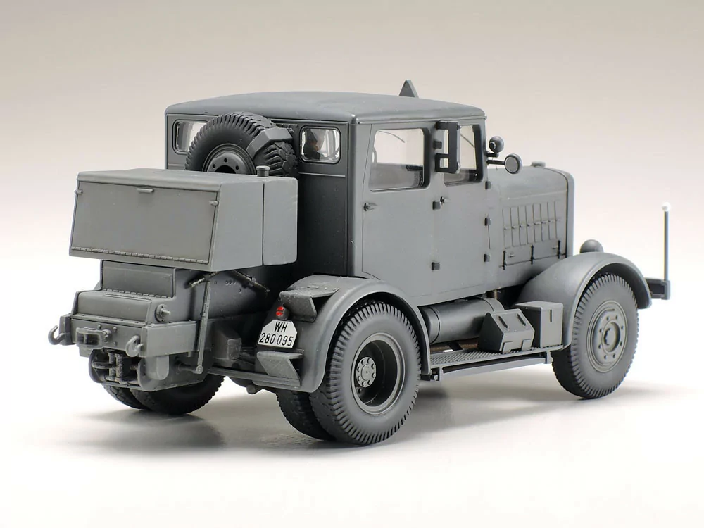 Tamiya 1/48 german heavy tractor SS-100 TAM32593_3