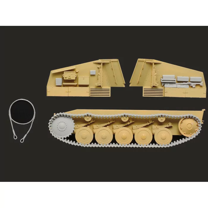 Tamiya 1/35 German Self Propelled Howitzer Tank Model Kit