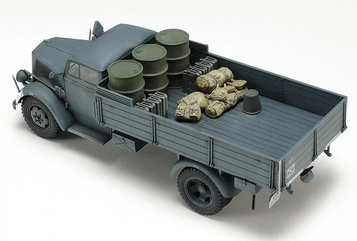 Tamiya 1/48 German 3 Ton 4X2 Cargo Truck TAM32585_3