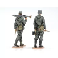 Tamiya 1/35 German Sd.Kfz.2 Kettenkraftrad Military Car Model Kit