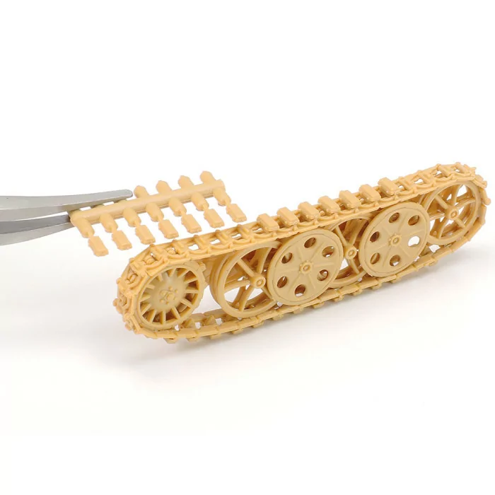 Tamiya 1/35 German Sd.Kfz.2 Kettenkraftrad Military Car Model Kit