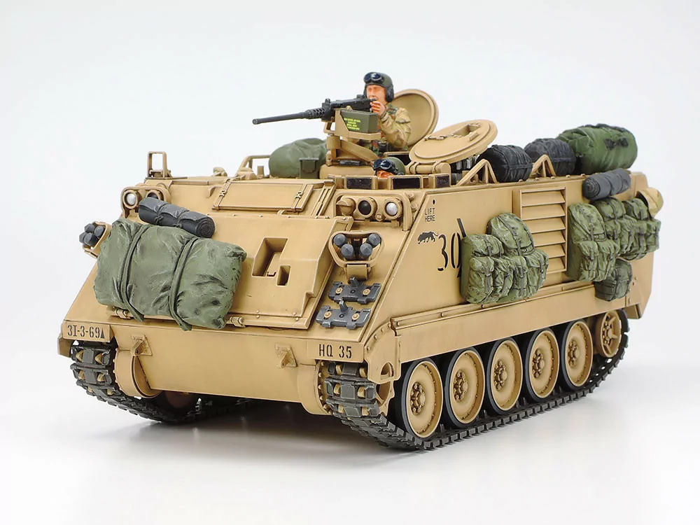 Tamiya 1/35 M113A2 APC Desert Storm TAM35265_1