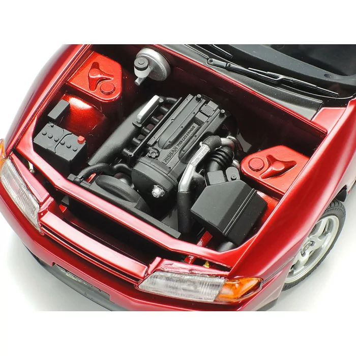 Tamiya 1/24 Nissan Skyline GTR Car Model Kit