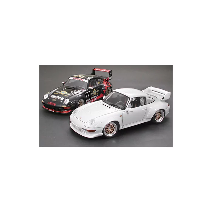 Tamiya 1/24 Porsche GT2 Street Version Car Model Kit