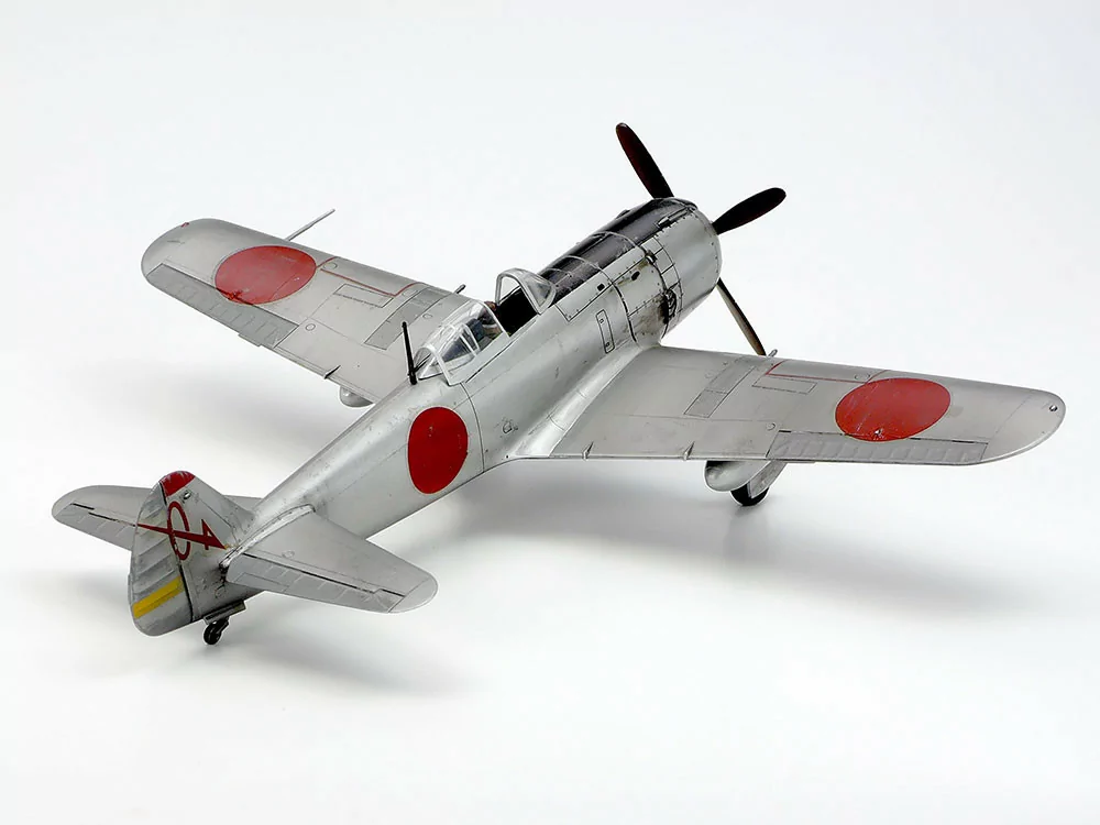 Tamiya 1/48 Japanese Hayate Frank Type 4 TAM61013_2