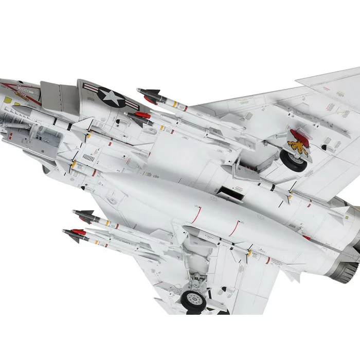 Tamiya 1/48 McDonnell Douglas F-4B Phantom II Aircraft Model Kit