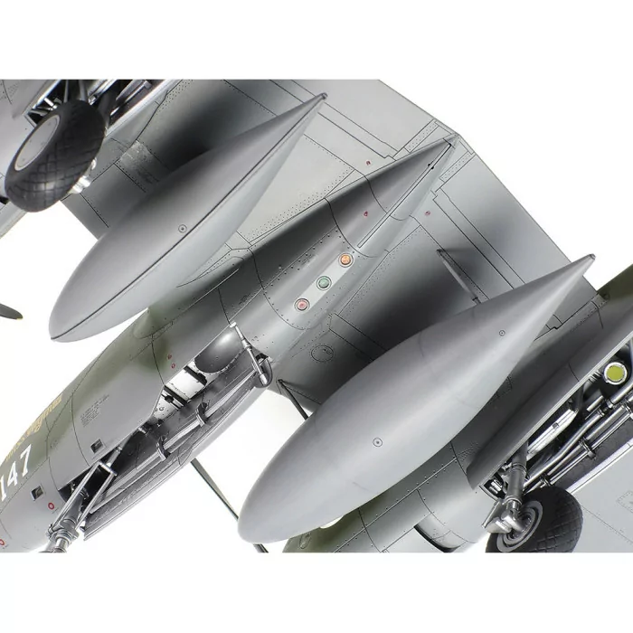 Tamiya 1/48 Lockheed P-38 F/G Lightning Aircraft Model Kit