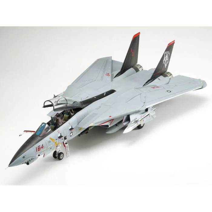 Tamiya 1/48 Grumman F-14D Tomcat Airplane Model Kit