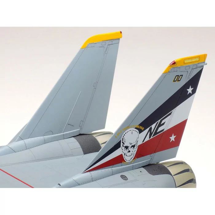Tamiya 1/48 Grumman F-14D Tomcat Airplane Model Kit