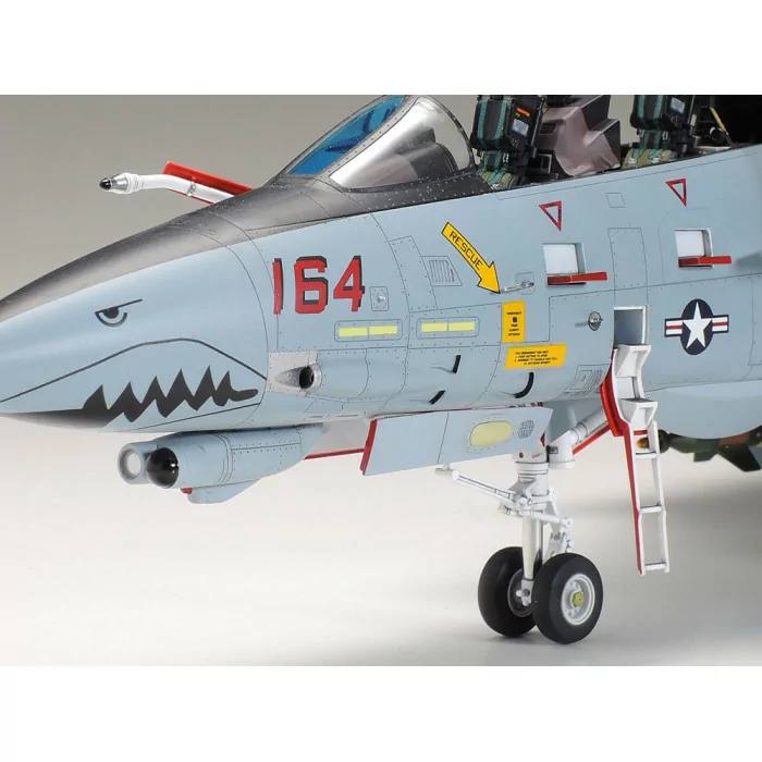 Tamiya 1/48 Grumman F-14D Tomcat Airplane Model Kit