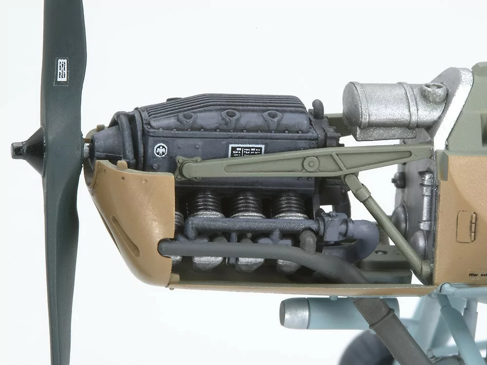 Model Airplane Kits – Build Plastic Scale Aircraft