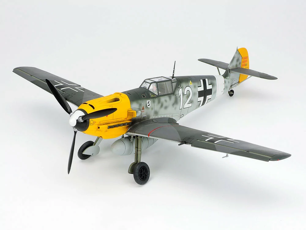 Tamiya 1/48 BF109E-4/7 Trop TAM61063_1