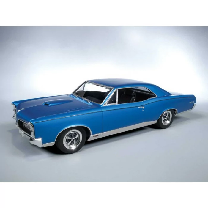 MPC 1/25 '67 Pontiac GTO Car Model Kit