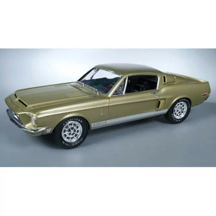 AMT 1/25 '68 Shelby GT500 Car Model Kit