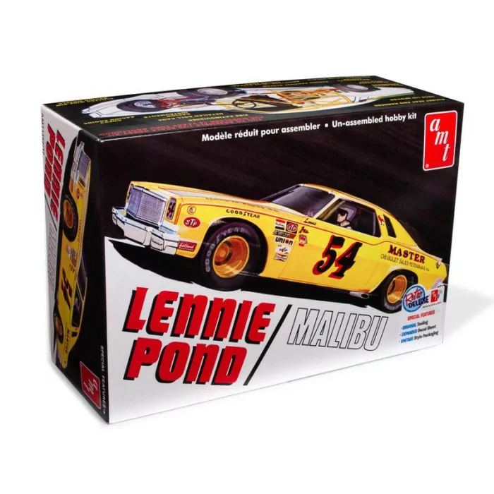 AMT 1/25 Lennie Pond Chevy Malibu Car Model Kit