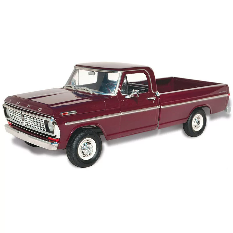 Moebius Models 1/25 1970 Ford F-100 Custom Cab 4x4 Car Model Kit MOE1230_1