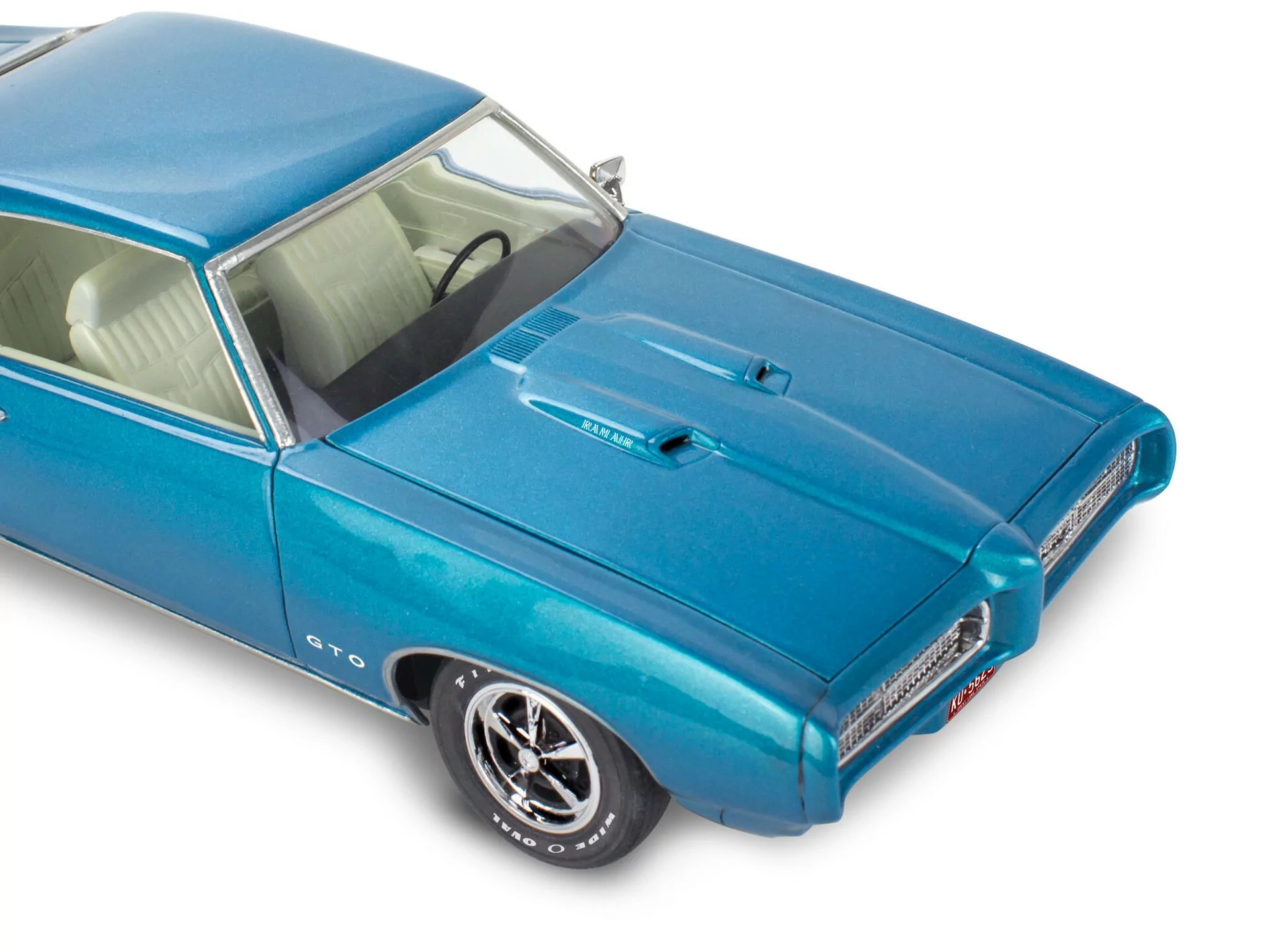 Revell 1/24 1969 Pontiac GTO Car Model Kit RMX14530_7