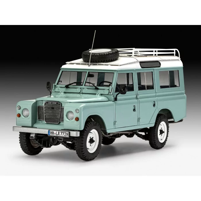 Revell 1/24 Land Rover Series III Car Model Kit
