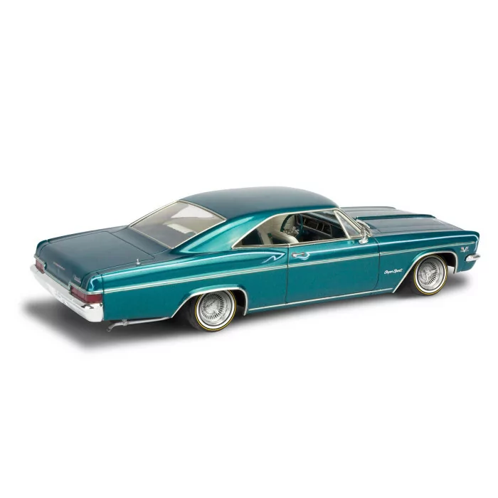 Revell 1/25 '66 Chevy Impala SS 396 2N1 Car Model Kit