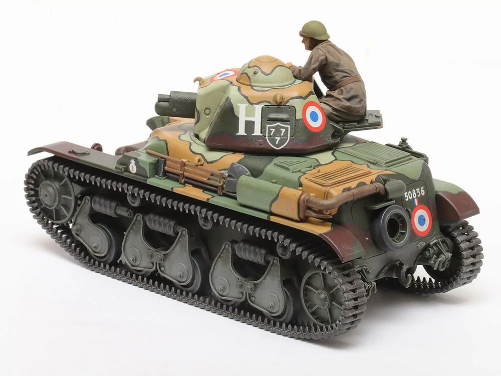 Tamiya 1/35 French Light Tank R35 Model Kit TAM35373_3