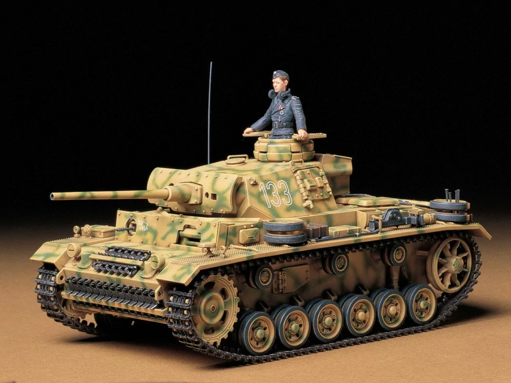 Tamiya 1/35 German Pz. Kpfw III Ausf. L Tank Model Kit TAM35215_1
