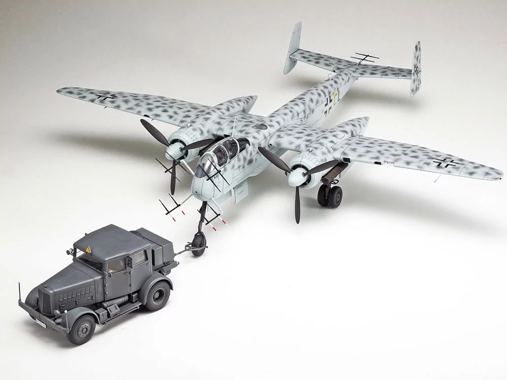 Tamiya 1/48 German Heavy Tractor SS-100 Model Kit TAM32593_4