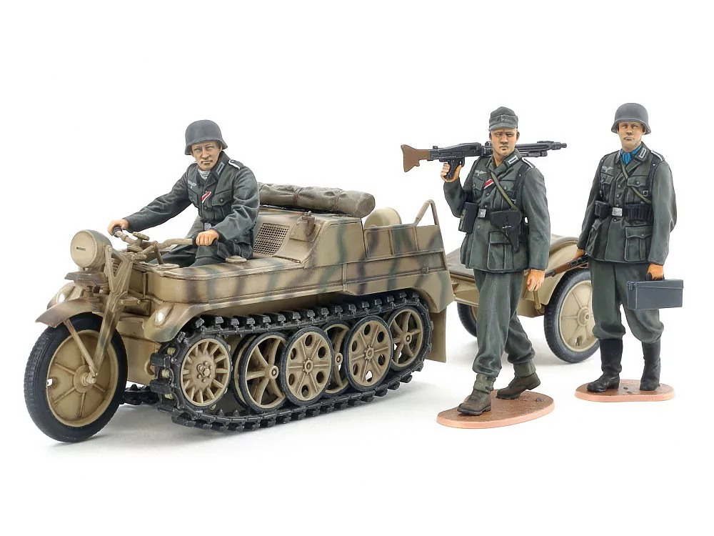 Tamiya 1/35 German Sd.Kfz.2 Kettenkraftrad Military Car Model Kit TAM35377_1