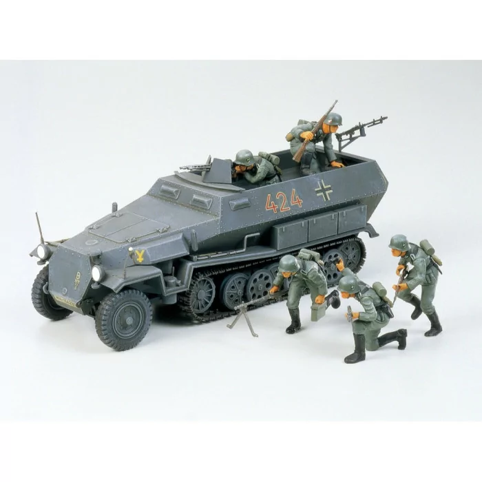 Tamiya 1/35 German Honomag Armored Vehicle Model Kit