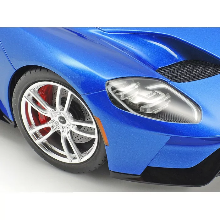 Tamiya 1/24 Ford GT Plastic Car Model Kit