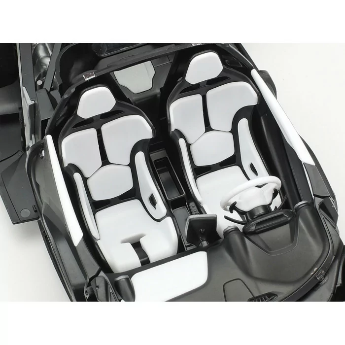 Tamiya 1/24 McLaren Senna Car Model Kit