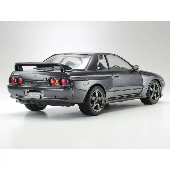 Tamiya 1/24 Nissan Skyline GTR Car Model Kit