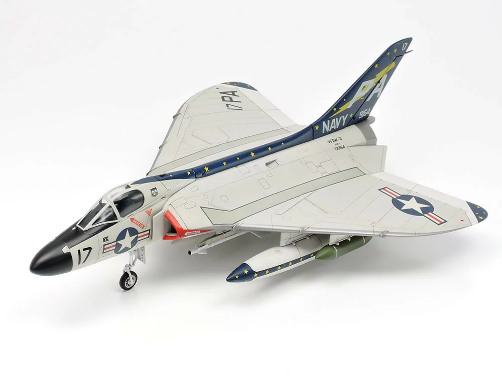 Model Airplane Kits – Build Plastic Scale Aircraft