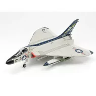 Tamiya 1/72 Douglas F4D1 Skyray Airplane Model Kit