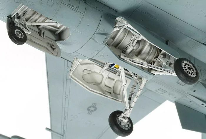 Model Airplane Kits – Build Plastic Scale Aircraft